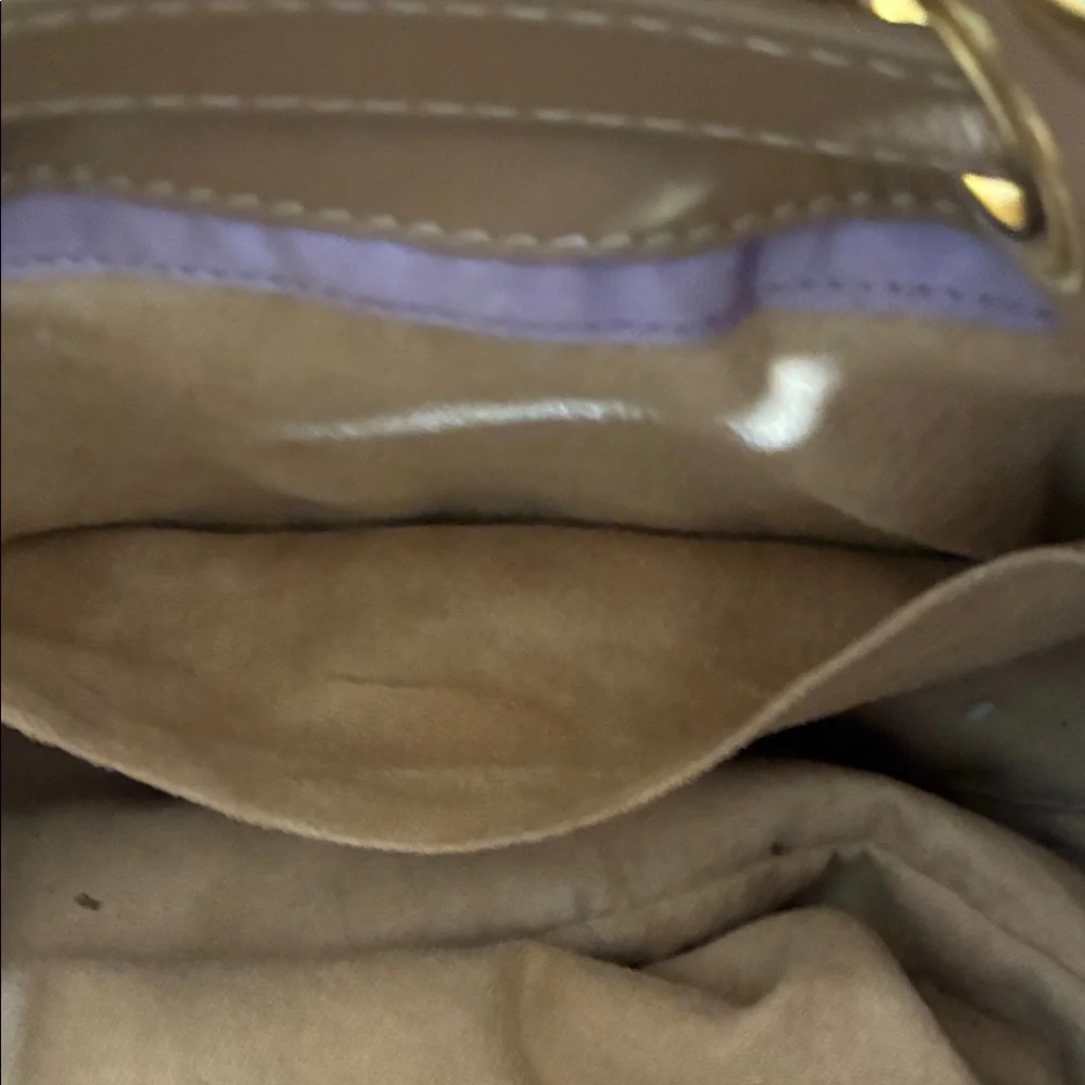 Jimmy Choo Cream Leather Shoulder Bag with Gold Accents - Picture 6 of 9